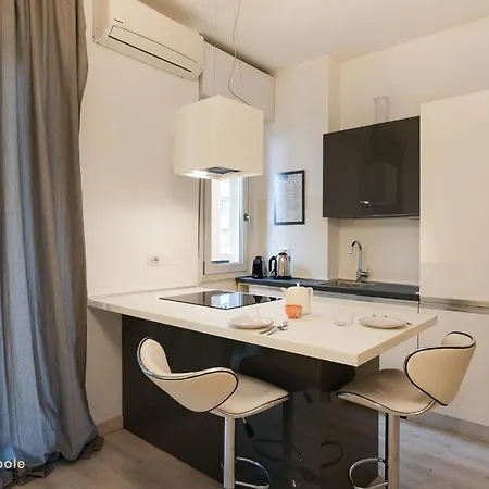 Lumiere Apartment *